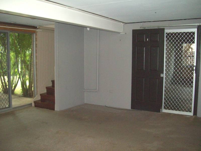 21 Prunda Parade, Raceview QLD 4305