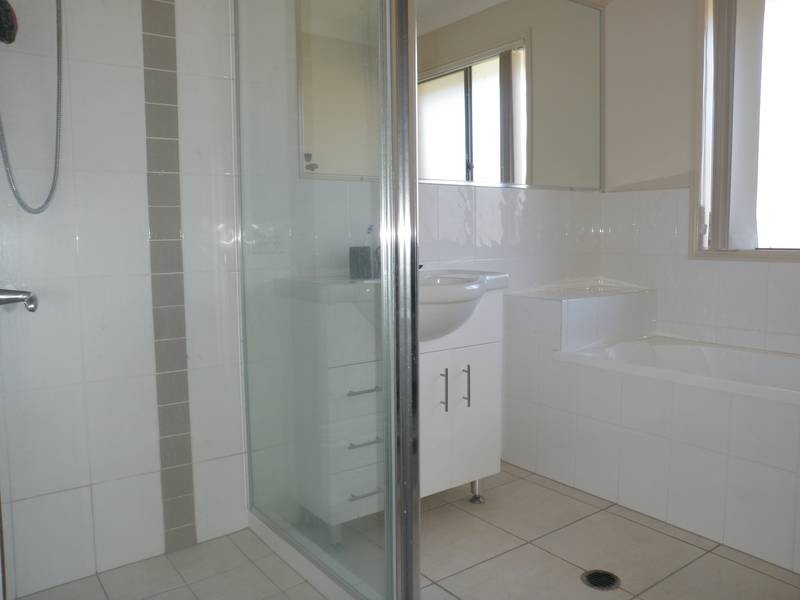 16 Oprah Court, Brassall QLD 4305