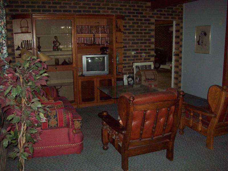 61 Wildey Street, Raceview QLD 4305