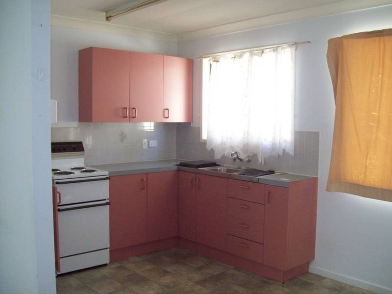 11 Spresser Street, North Ipswich QLD 4305