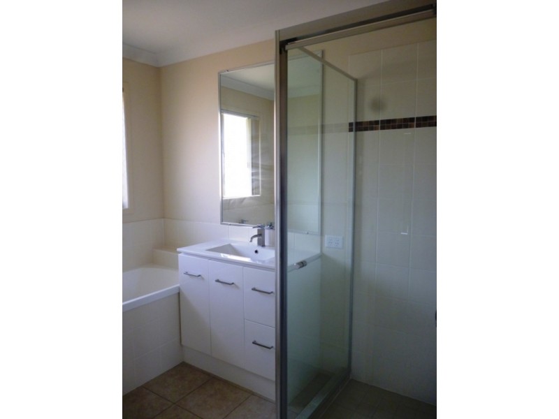 1/35a Woodford Street, One Mile QLD 4305