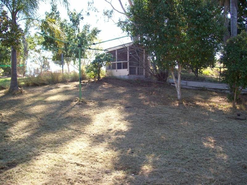 2 Johnstone Street, Sadliers Crossing QLD 4305