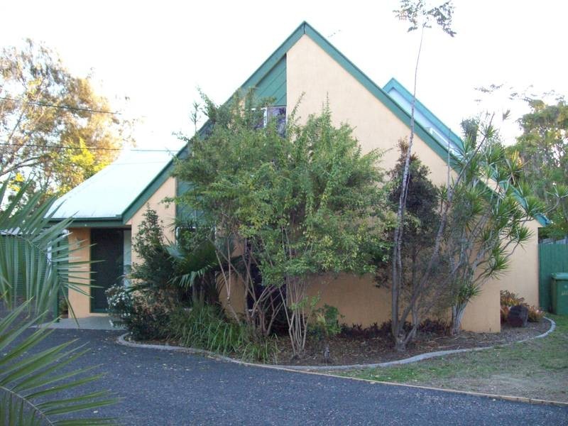 10 Elizabeth Street, Bundamba QLD 4304