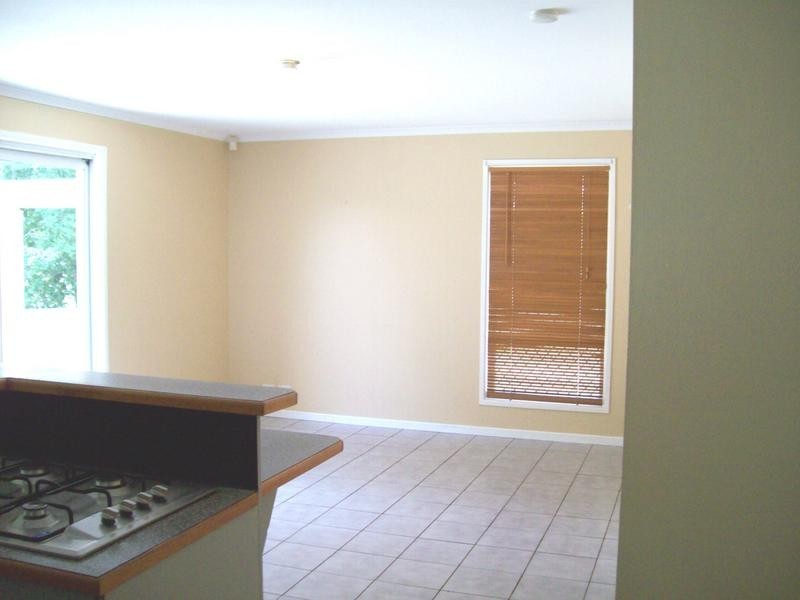 10 Elizabeth Street, Bundamba QLD 4304