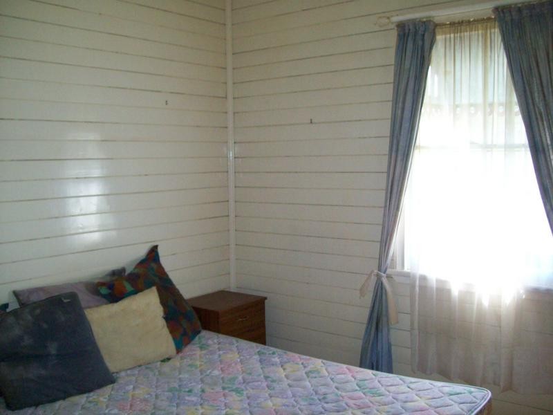 22 Salisbury Road, Ipswich QLD 4305