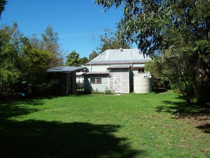 22 Salisbury Road, Ipswich QLD 4305