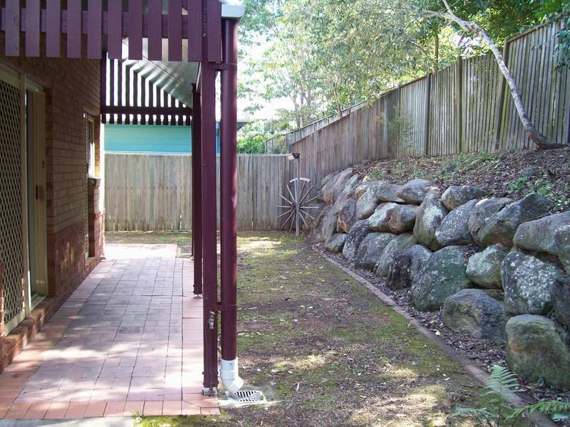 6/13 John Staines Court, North Ipswich QLD 4305