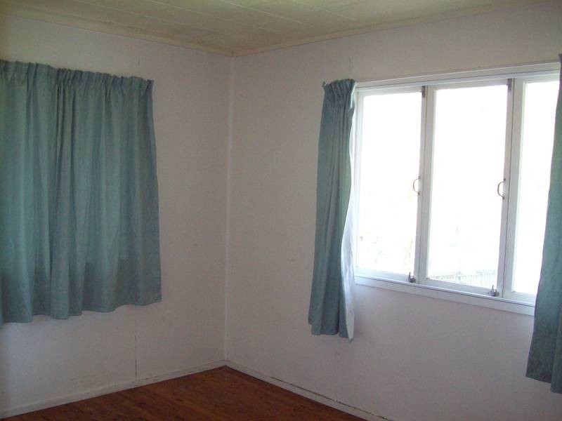 65 Aspinall Street, Leichhardt QLD 4305