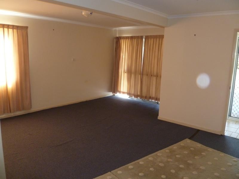 12 Plover Court, Laidley QLD 4341