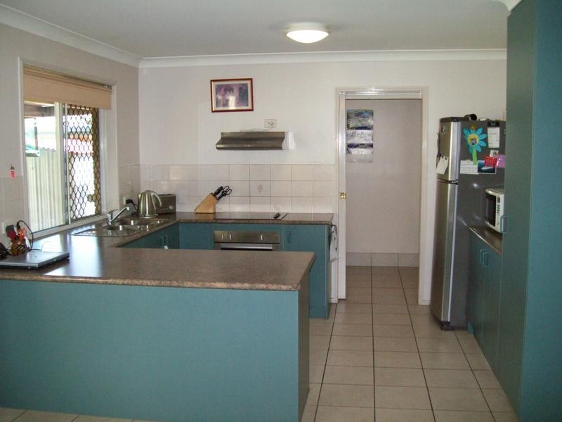 3 Jocelyn Court, Raceview QLD 4305
