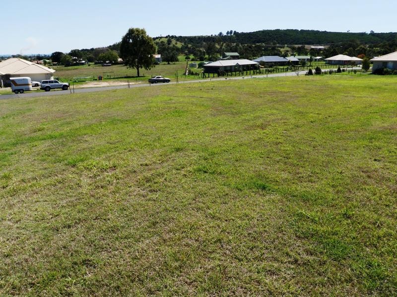 82 Rose Avenue, Minden QLD 4311