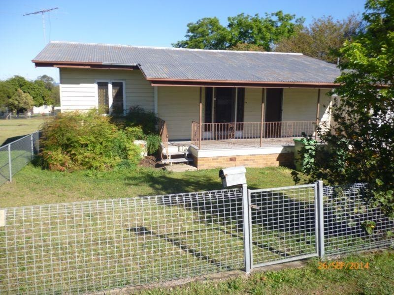 10a River Road, Bundamba QLD 4304
