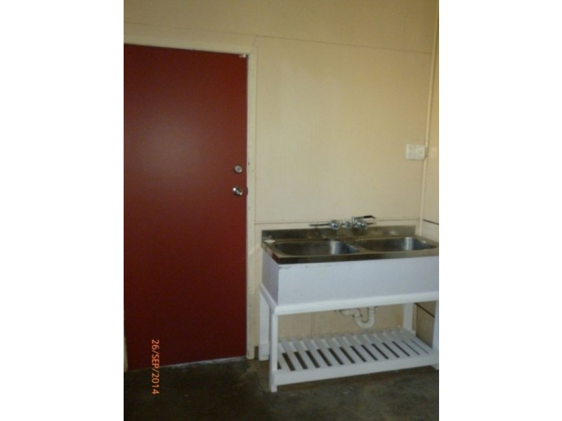 10a River Road, Bundamba QLD 4304