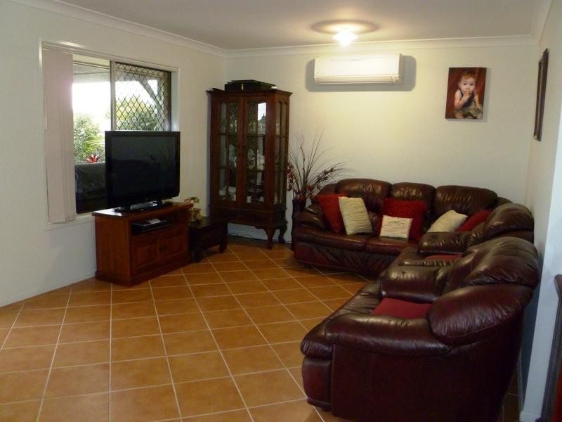 41 Jupiter Street, Wulkuraka QLD 4305