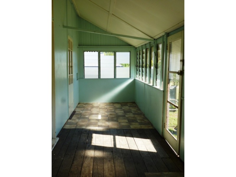 7 Flint Street, North Ipswich QLD 4305