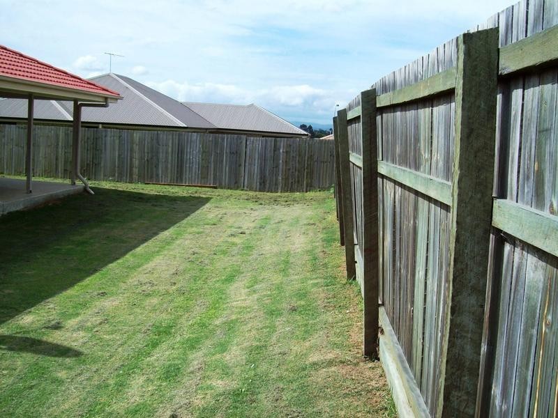 12 Willow Close, Raceview QLD 4305