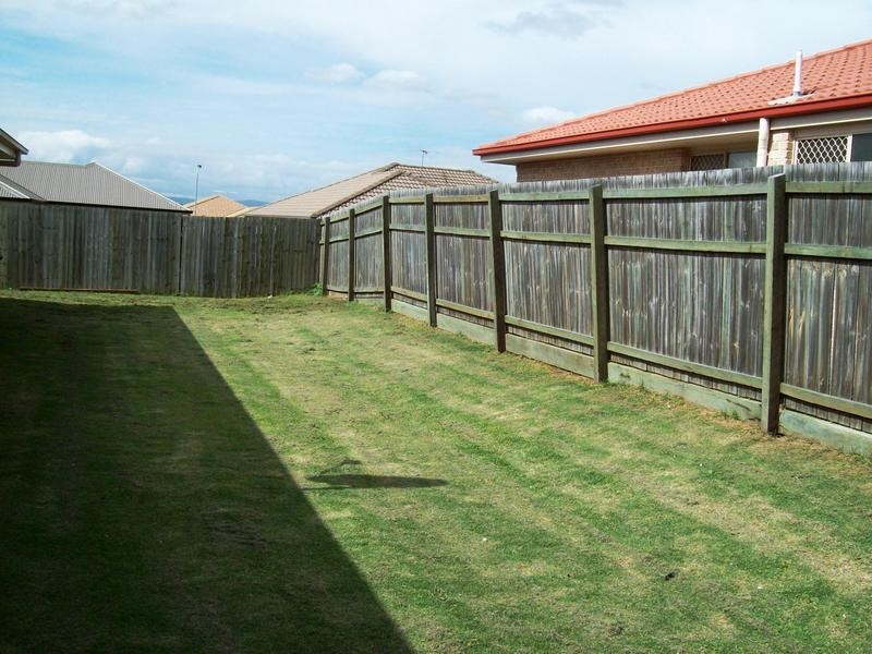 12 Willow Close, Raceview QLD 4305