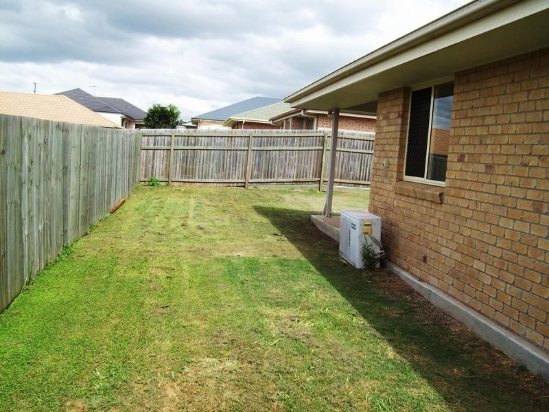 12 Willow Close, Raceview QLD 4305