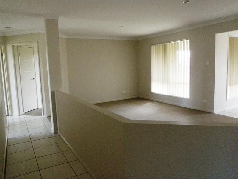 2 Dornoch Crescent, Raceview QLD 4305