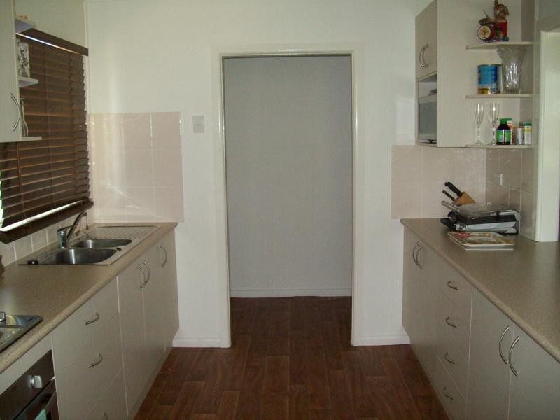 42 Videroni Street, Bundamba QLD 4304