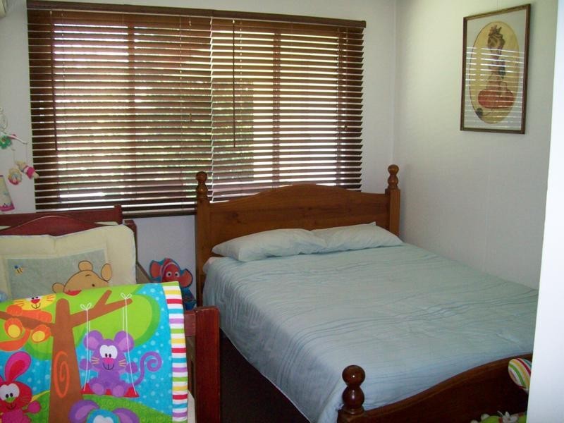 42 Videroni Street, Bundamba QLD 4304