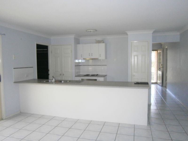 85 Sandalwood Drive, Yamanto QLD 4305