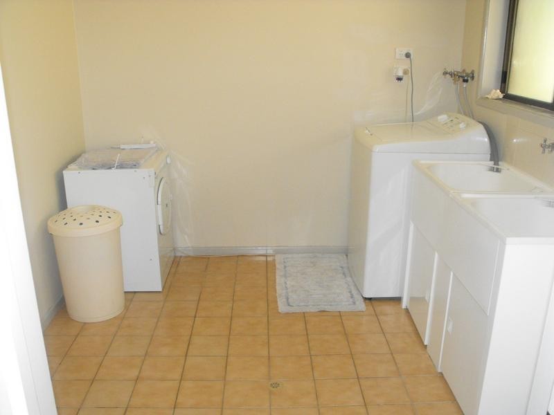 156 Blackwall Road, Chuwar QLD 4306