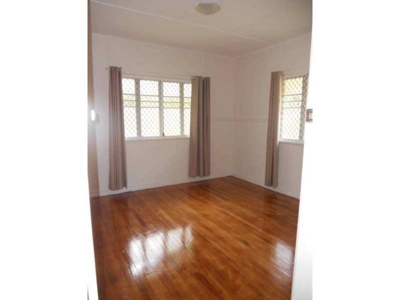 3 Cotton Street, East Ipswich QLD 4305