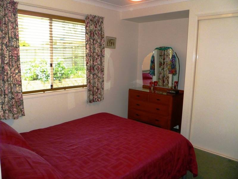 12 Phoenix Court, Churchill QLD 4305