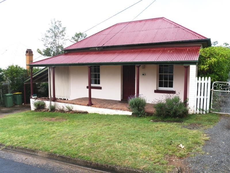 10 Murphy Street, Ipswich QLD 4305