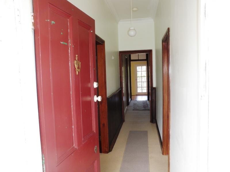 10 Murphy Street, Ipswich QLD 4305