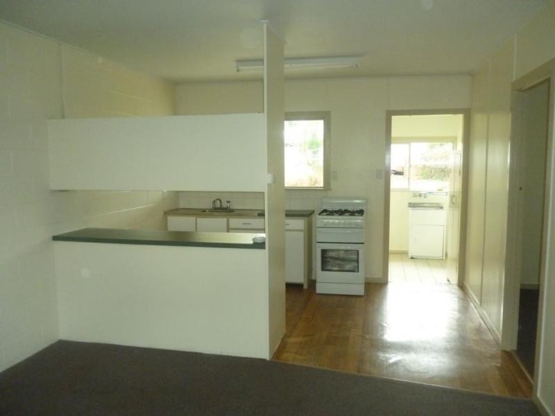 2/16 Park Street, Ipswich QLD 4305