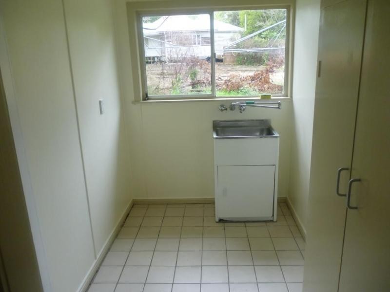 2/16 Park Street, Ipswich QLD 4305