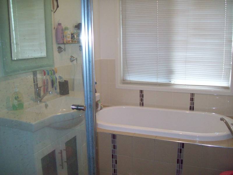 34 Highmead Drive, Brassall QLD 4305