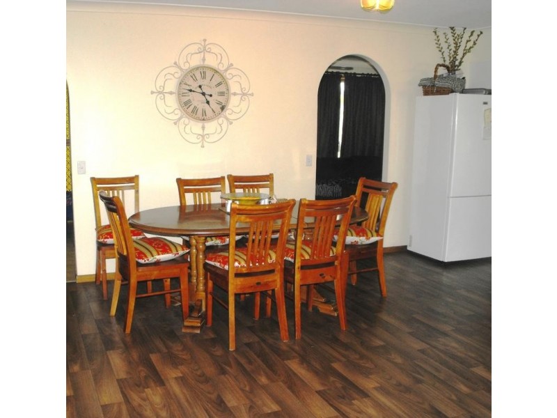 145 Adelong Road, Thagoona QLD 4306