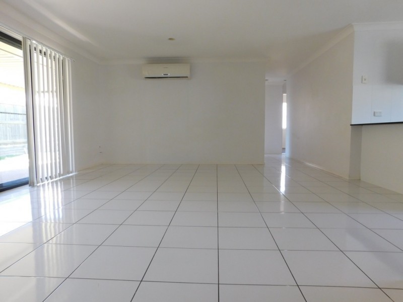 91 Westminister Crescent, Raceview QLD 4305