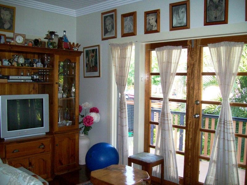 1 Roberts Street, North Ipswich QLD 4305
