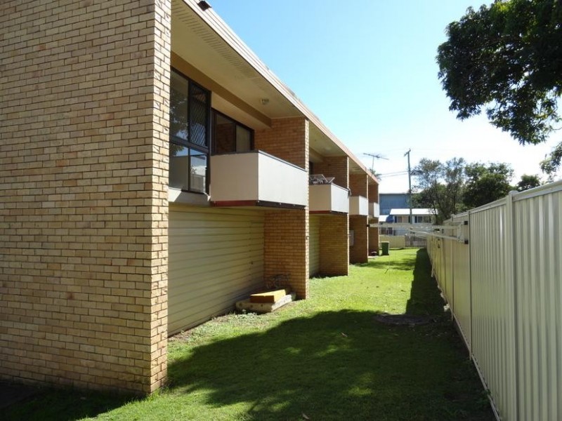 1-5/25 Railway Street, Booval QLD 4304