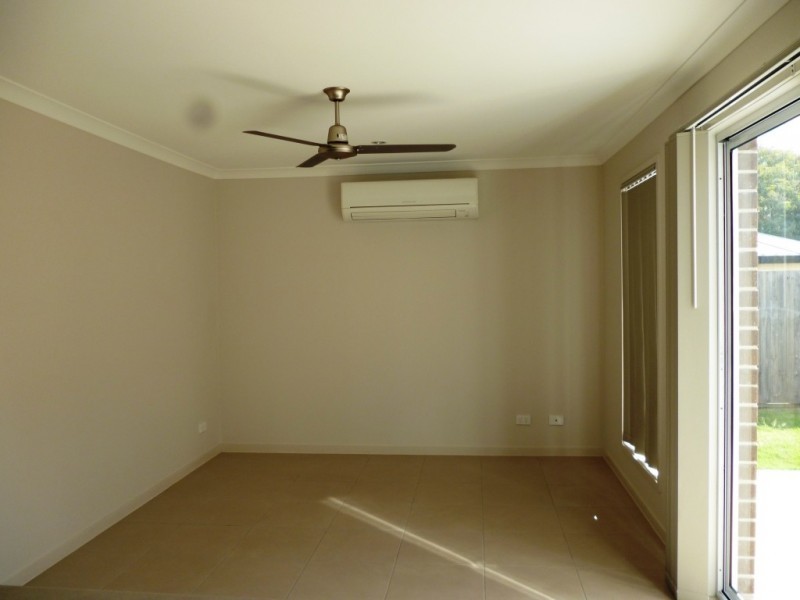 157 Whitehill Road, Eastern Heights QLD 4305