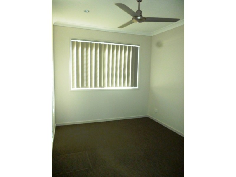 157 Whitehill Road, Eastern Heights QLD 4305