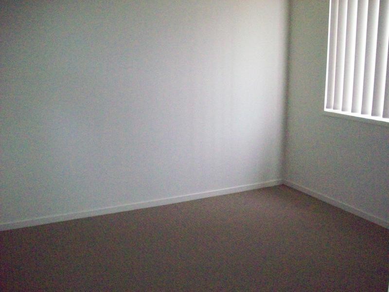 72 Cemetery Road, Eastern Heights QLD 4305