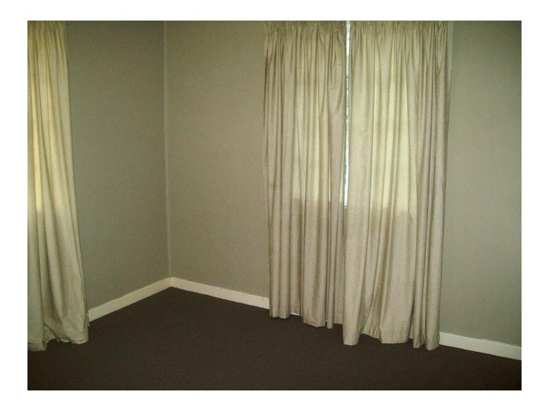 1 Nathan Street, East Ipswich QLD 4305