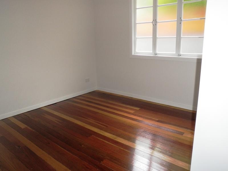 9 Campbell Street, Woodend QLD 4305