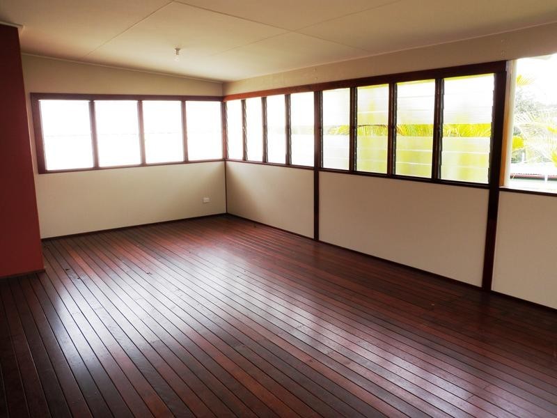 9 Campbell Street, Woodend QLD 4305