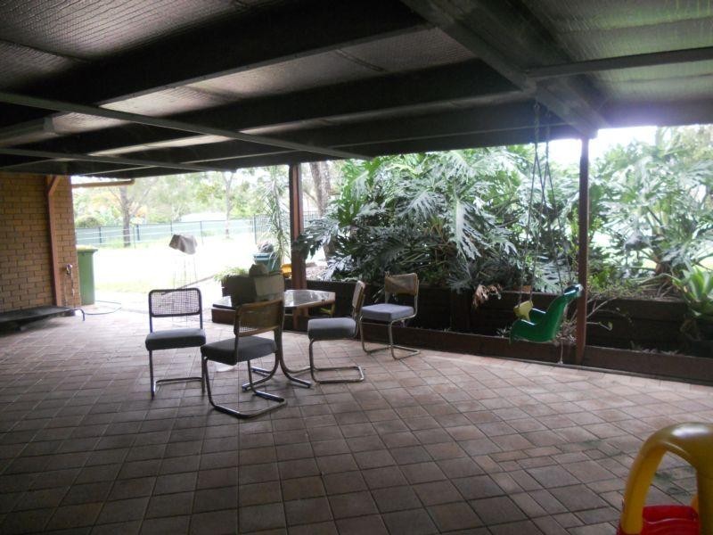 17 Wisteria Street, Walloon QLD 4306