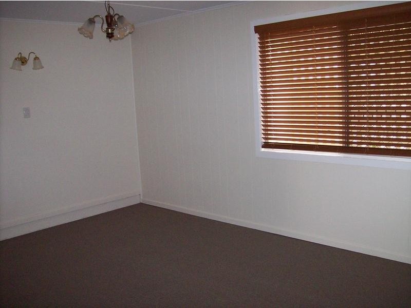 116 Raceview Street, Raceview QLD 4305