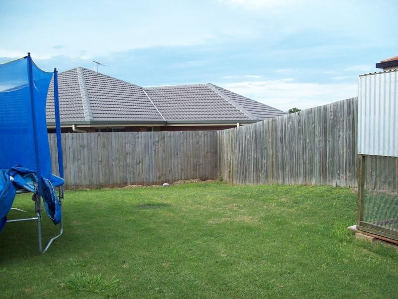 116 Raceview Street, Raceview QLD 4305