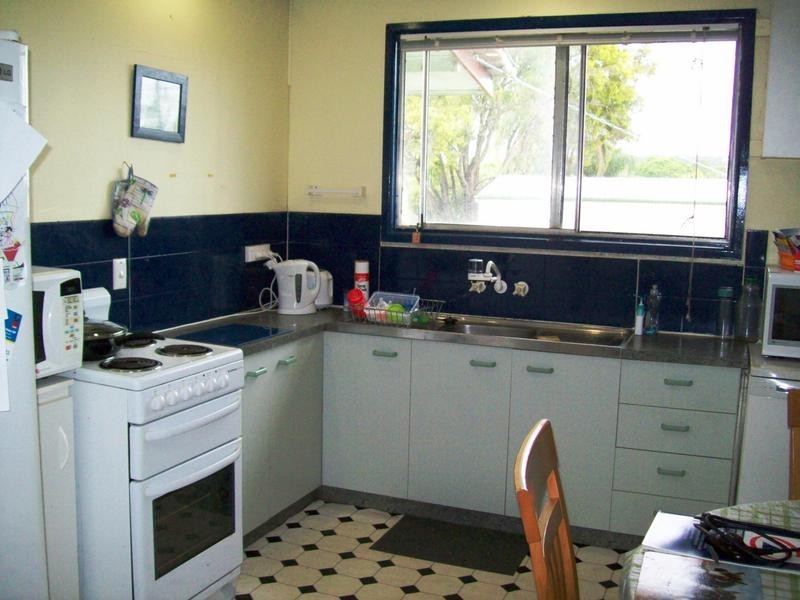 112A Robertson Road, Eastern Heights QLD 4305