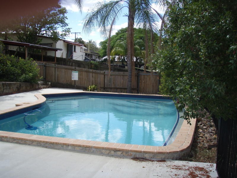 b/7 Weldon Street, North Ipswich QLD 4305