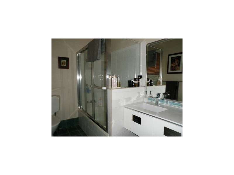 53 Hill Street, North Ipswich QLD 4305